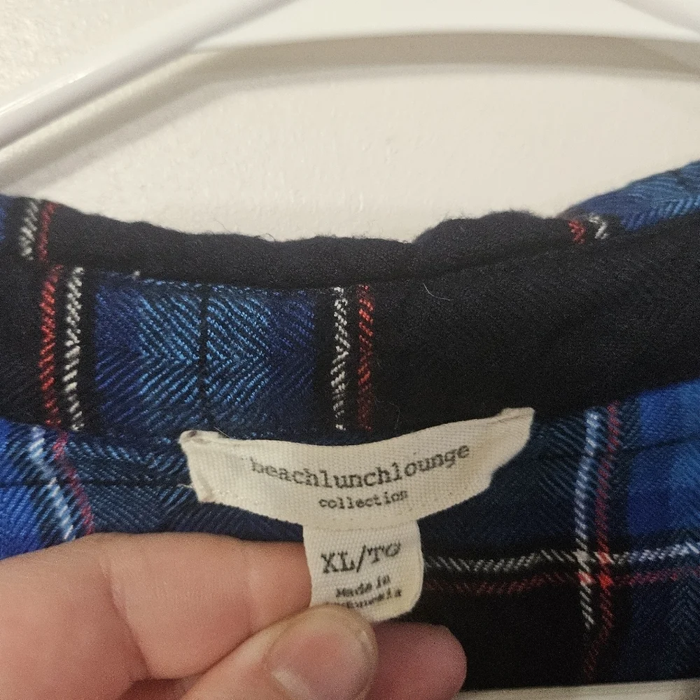 Beachlunchlounge Blue And Black Plaid Button Down Shirt! - Picture 2 of 6